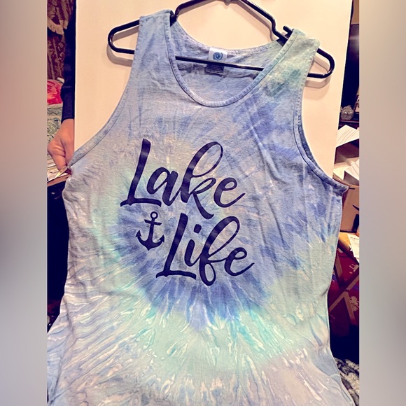 “LAKE LIFE” TANK TOP; BRAND NEW, NEVER WORN BUT HAS BEEN WASHED. 100% COTTON - Picture 1 of 2
